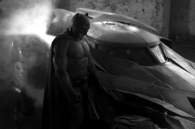 Read more about the article SDCC ’15 Batman V. Superman Trailer